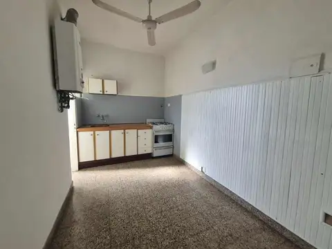 Depto Tipo Casa en Alquiler de 3 ambientes