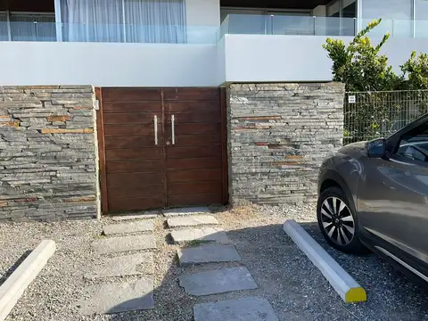 El Pedregal 100