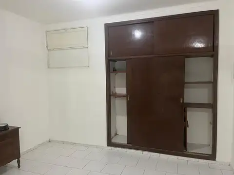 Departamento en Alquiler en Echesortu, $ 400.000