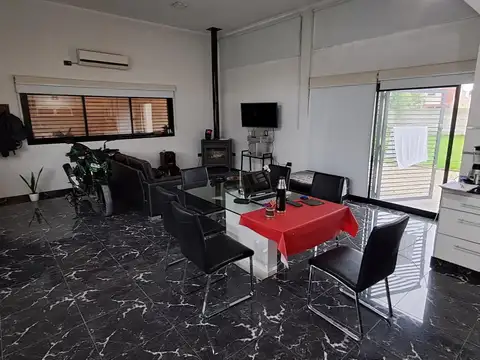 Casa en Venta en Lisandro Olmos Etcheverry, USD 89.900