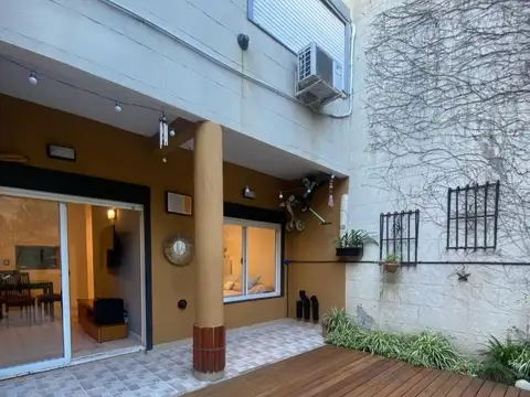 Depto Tipo Casa en Venta de 2 ambientes