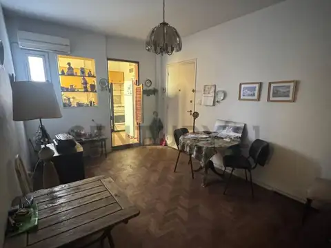 Acepta-Permuta Departamento 3 ambientes con balcón al frente – Parque Chacabuco