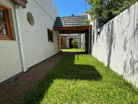 Madre Plaza de Mayo 3200