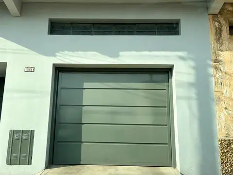 APTO CREDITO - Hermoso PH de 3 ambientes reciclado, con amplio garage, patio y terraza