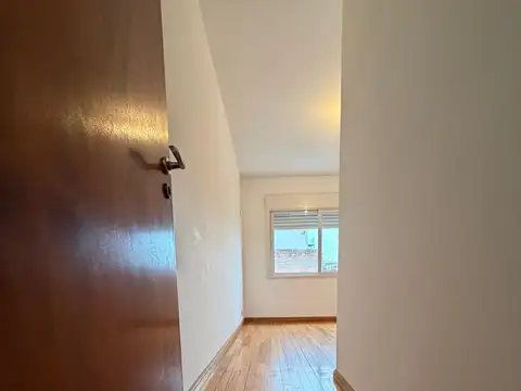 AV PEDRO GOYENA 300, Piso 4