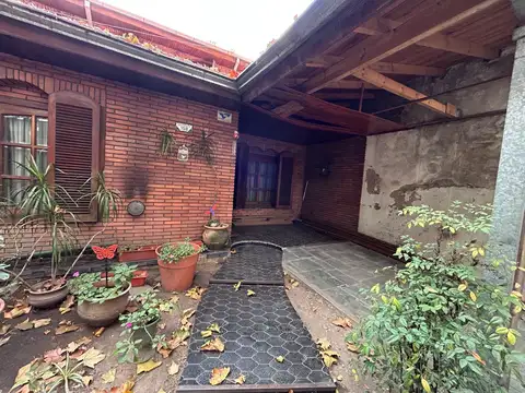 Depto Tipo Casa en Venta en Lomas de Zamora, USD 260.000
