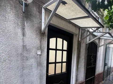 Av Rivadavia 10500, Piso PB