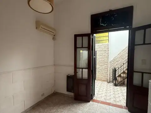 Depto Tipo Casa en Alquiler 60 años