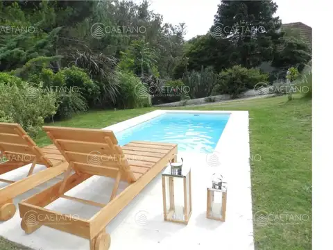 Casa 5 ambientes con 2 baños