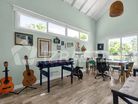 Casa en Alquiler Temporal en La Horqueta, USD 2.300