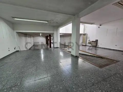 ALQUILER - Local comercial. Lujan Centro