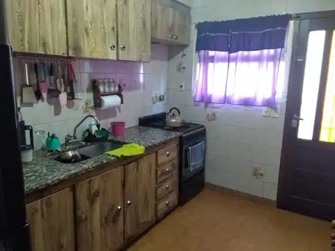 MAR DEL PLATA COLINAS DE PERALTA RAMOS 3 AMBIENTES CON PLAYROO  Y AMPLIO JARDIN