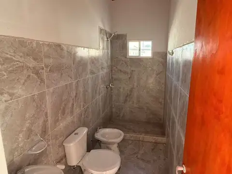 Depto Tipo Casa en Alquiler en Plottier, $ 1.300.000