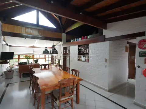 Casa en Venta al Oeste