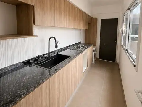 VENDE HERMOSO 3 AMB CON BALCON ATERRAZADO-  A ESTRENAR - ENTREGA INMEDIATA   