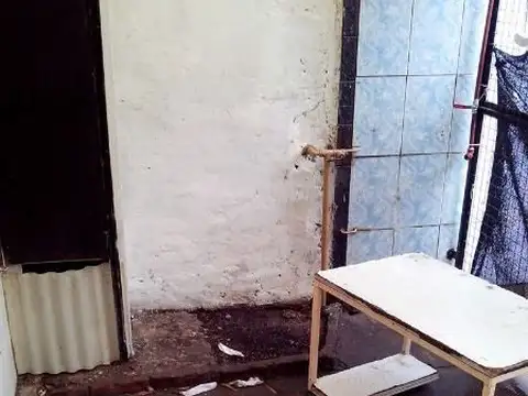 Depto Tipo Casa en Alquiler en San Andres, $ 300.000