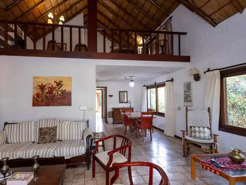 Casa en Alquiler de 3 dormitorios