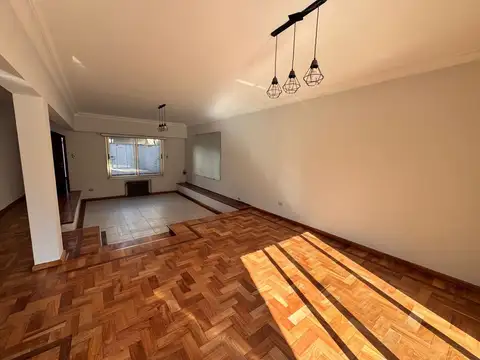 Casa en Venta en Olivos, USD 369.900