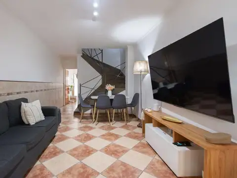 Departamento en Venta en Villa Adelina, USD 150.000
