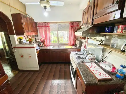 Casa en Venta en Castelar Sur, USD 163.000