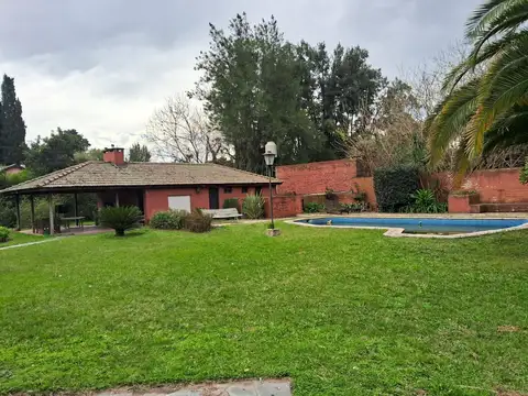 Sobre El Hornero, a metros de Saravi y ex ruta 8