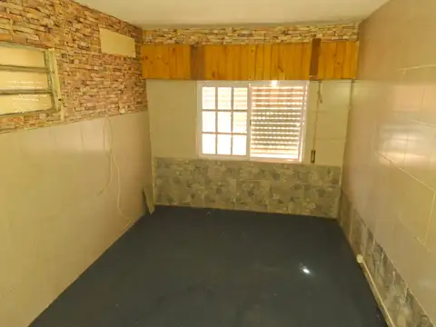 Casa 6 ambientes con 3 baños