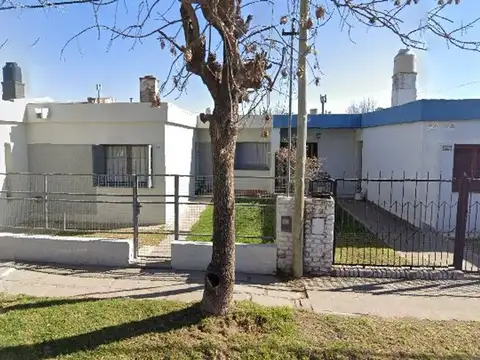 Venta Casa Rio Cuarto 4 dormitorios Planta Baja