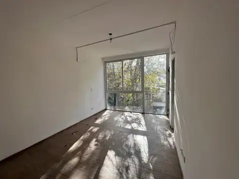Venta monoambiente  c/balcón San Martin
