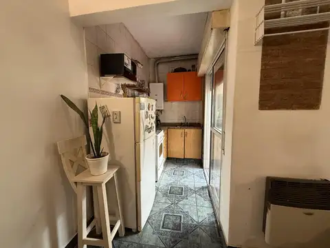Depto Tipo Casa 2 ambientes con 1 baño