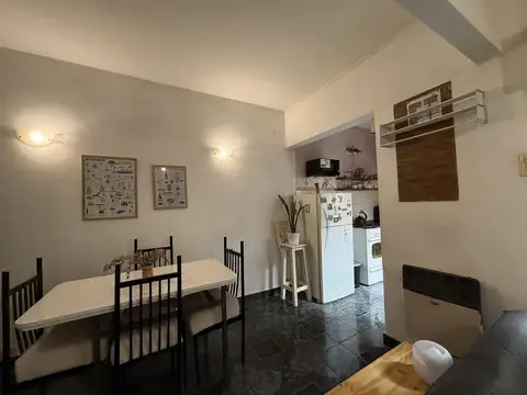 Depto Tipo Casa en Venta en Centro, USD 52.000