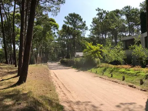 ESPECTACULAR LOTE SOBRE DIVISADERO DE  O 3000 M2 - UNICO  