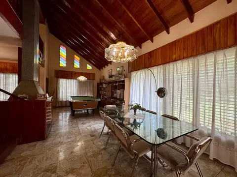 Casaquinta   casa a reciclar a 200mts de colectora   -   ID 5988