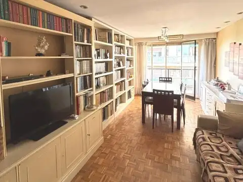 DEPARTAMENTO ESQUINA 4 AMBIENTES CON 2 BALCONES LUZ Y SOL