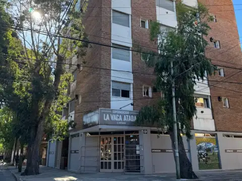 Oportunidad departamento en zona céntrica con gas natural y espacio vehicular