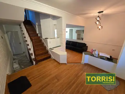 Casa en Venta en Parque Centenario, USD 440.000
