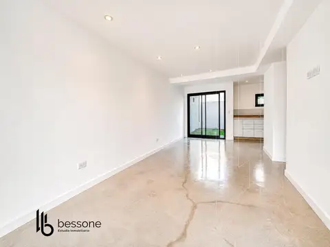 Depto Tipo Casa en Venta de 2 dormitorios