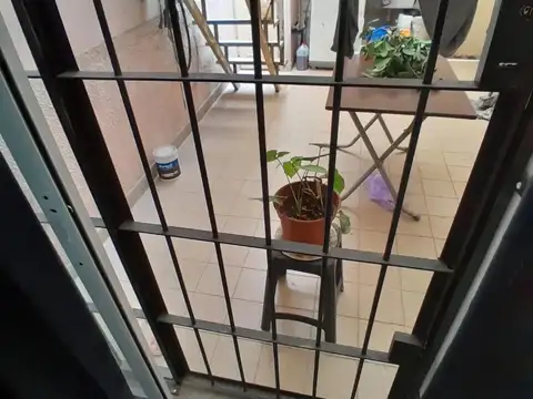 Venta de propiedad de 2 plantas. MATADEROS NO ES APTO CREDIT