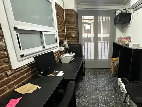 Oficina en Alquiler en Lomas de Zamora, USD 2.500