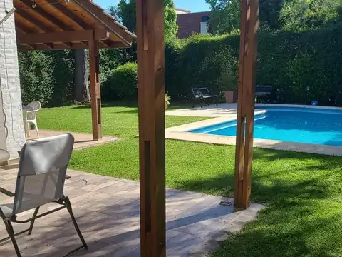 Casa en Alquiler en Campo Chico, USD 1.500