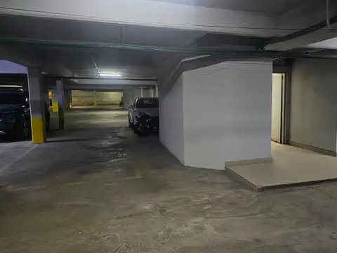 Cochera en Centro