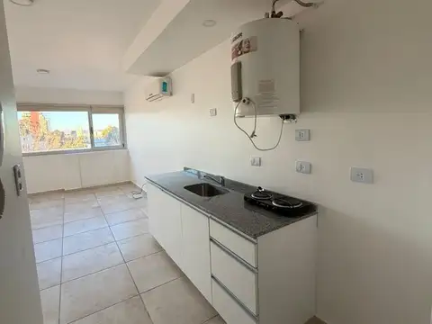 MONOAMBIENTE EN ALQUILER - MICROCENTRO