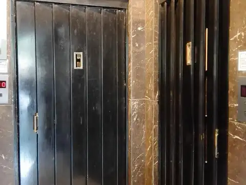 Oficina en Venta en Monserrat, USD 95.000