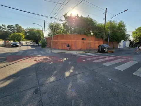 Av Lisandro De La Torre 3781