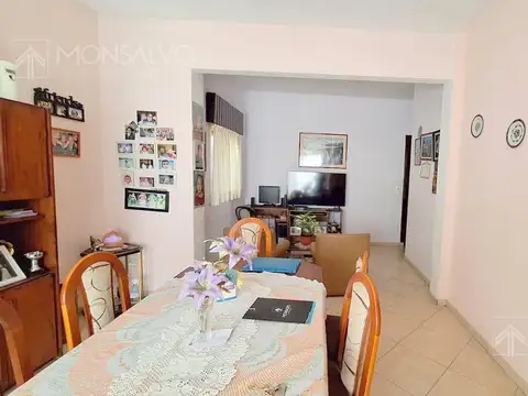 Casa en Venta con 1 cochera