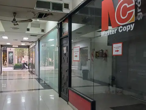 DUEÑO ALQUILA - LOCAL COMERCIAL (Galeria Florida Center)