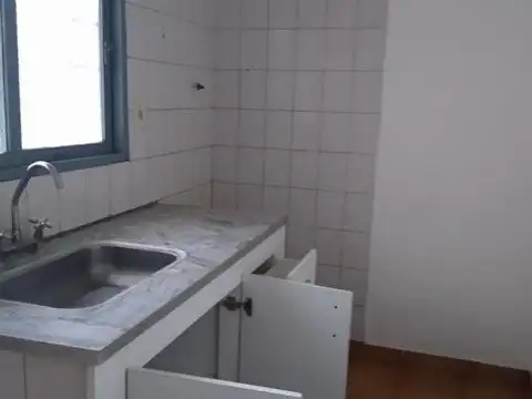 Casa en Alquiler en Florencio Varela, $ 800.000