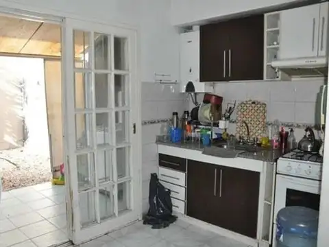 Casa 3 ambientes con 2 baños