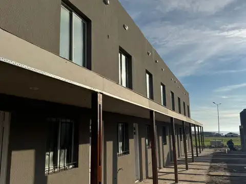 Venta Ph en Duplex 2 ambientes con balcón. en Playa Dorada