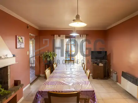 Casa 3 dorm con quincho y jardin