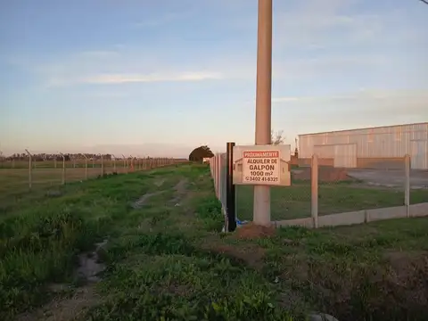 OPORTUIDAD INVERSORES. ZONA INDUSTRIAL .SE VENDE  2,6 HAS CON CASA . GRAL LAGOS A 1 KM DE AUTOPISTA